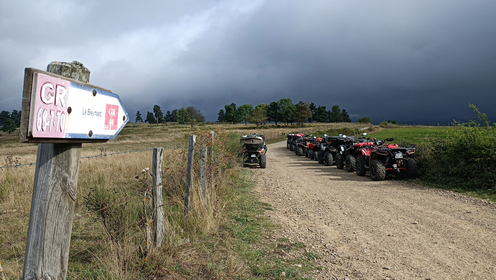 JT Automobiles au kymco évasion